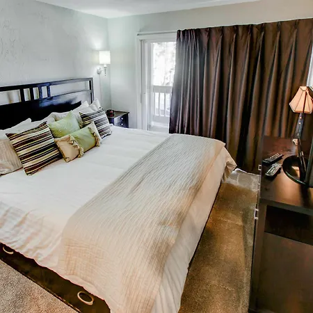 Sierra Parks Villas 03 - Two Bedroom Condo